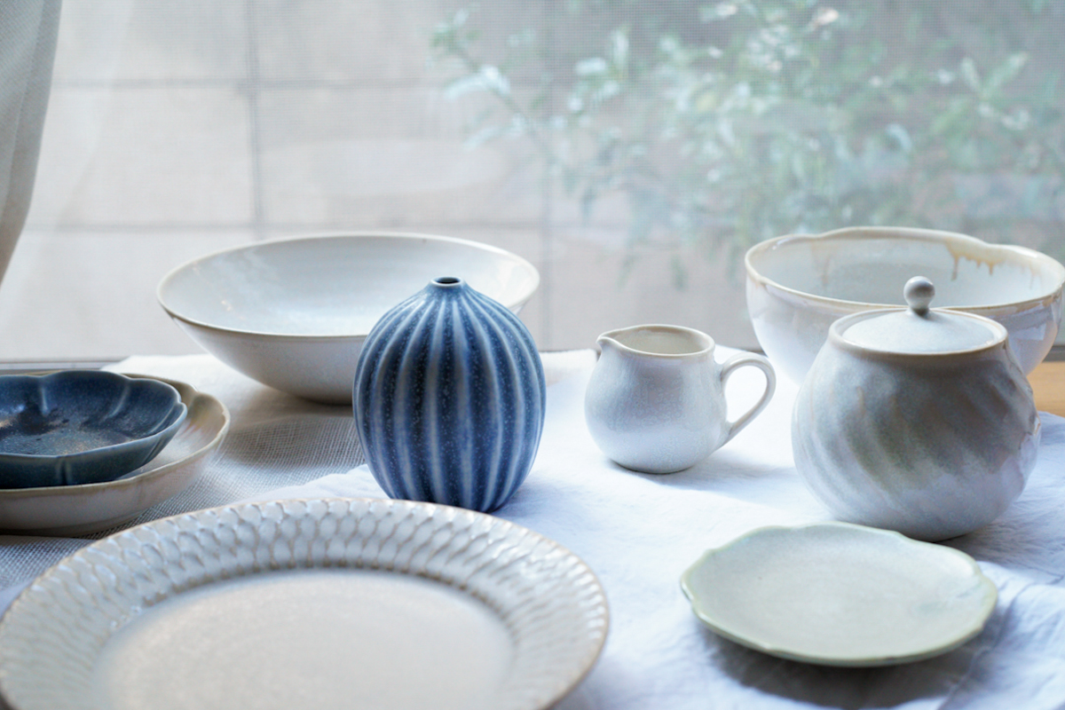 新潟県で制作をされている陶芸家、後藤奈々さんの作品が入荷しています。